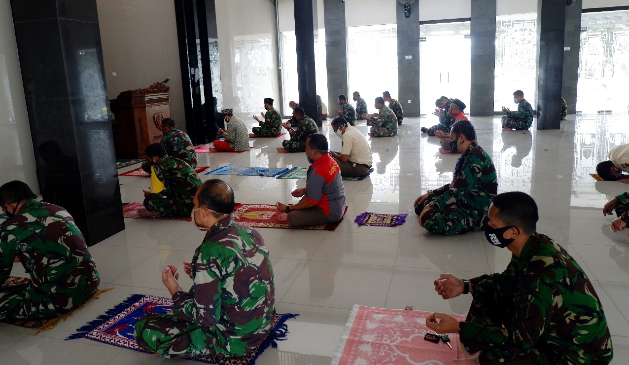 Lanud Sulaiman Gelar Doa Bersama